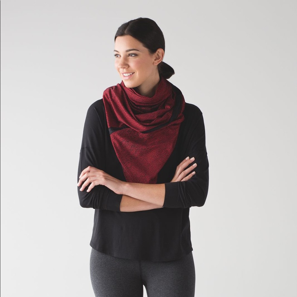 Lululemon Vinyasa Wrap Scarf